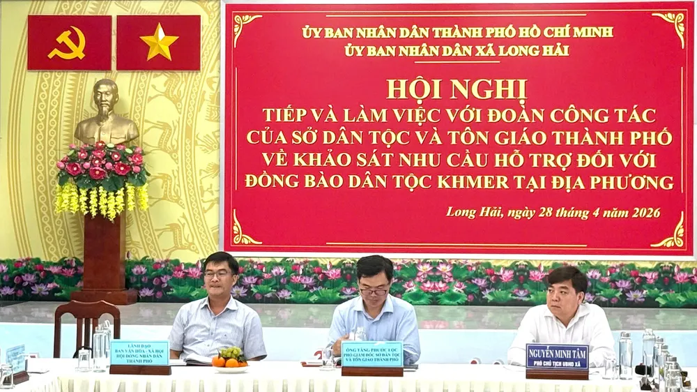 Khảo sát nhu cầu hỗ trợ đồng bào Khmer tại xã Long Hải