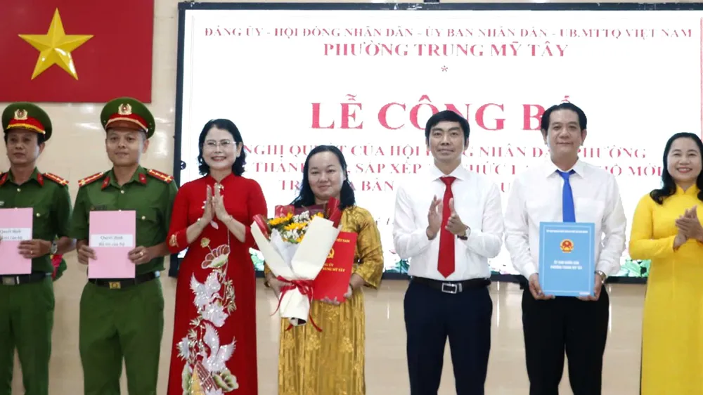 Nhiều phường, xã công bố sắp xếp lại khu phố, ấp