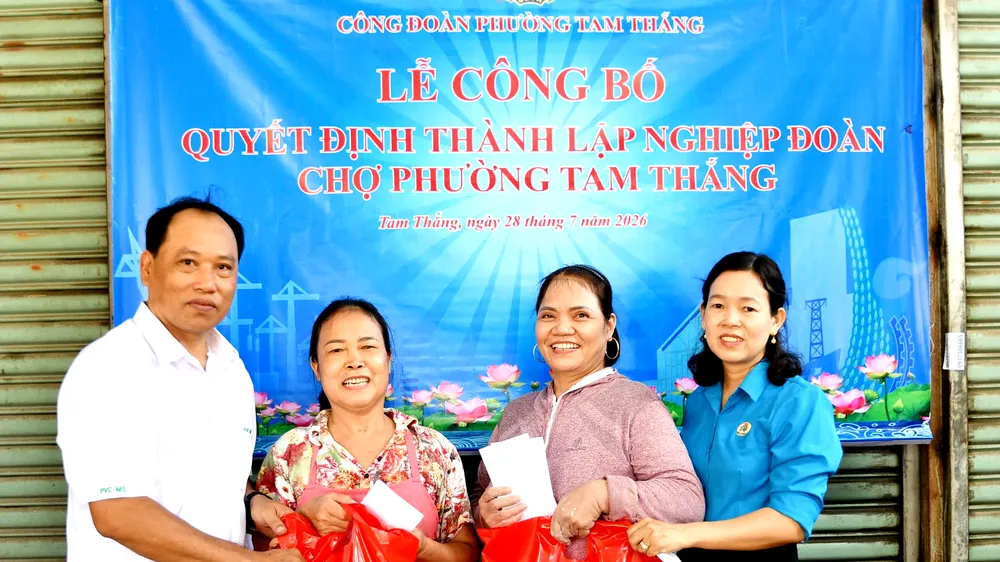 Ra mắt Nghiệp đoàn cơ sở chợ Tam Thắng