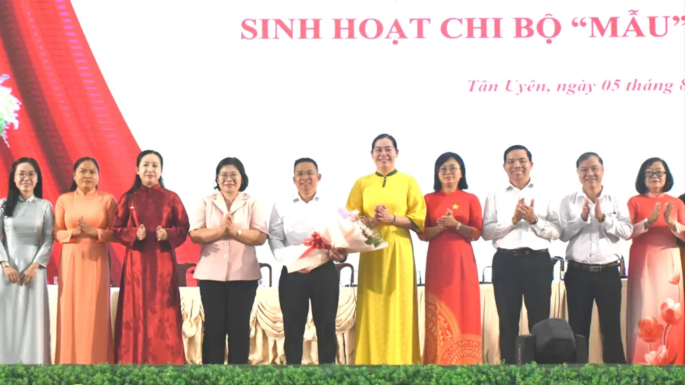 Kịp thời nắm bắt diễn biến tư tưởng của Đảng viên, quần chúng ưu tú