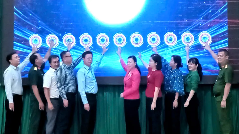 Phường Gia Định đẩy mạnh chuyển đổi số trong tác nghiệp công vụ