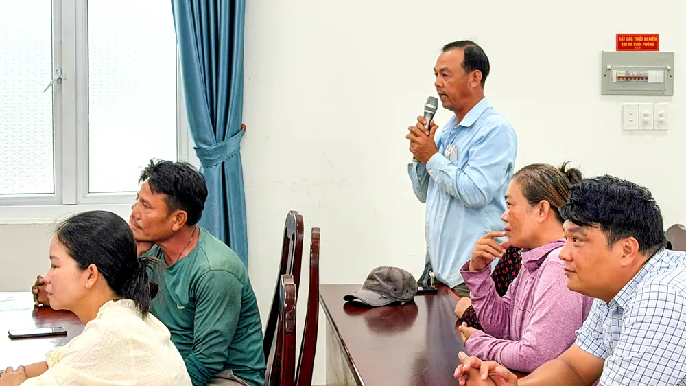 Ngư dân bày tỏ nguyện vọng tại buổi làm việc.