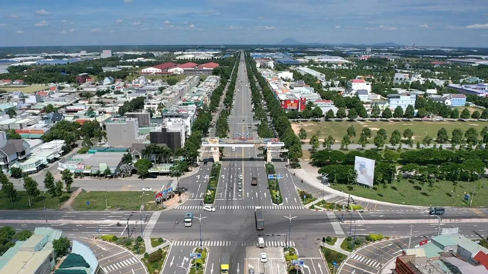 Hạ tầng giao thông được kết nối đồng bộ, là cơ sở để Bàu Bàng phát triển đô thị công nghiệp hiện đại