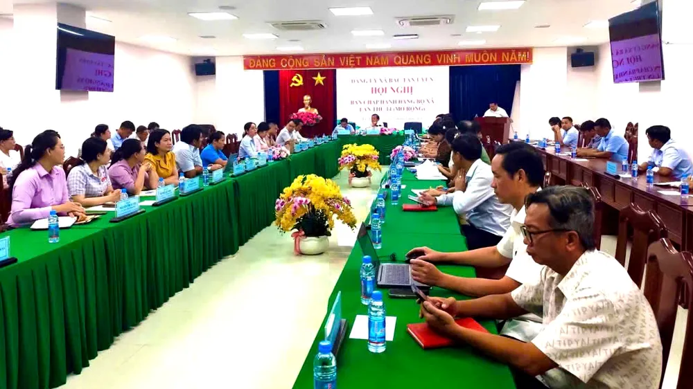  Đảng ủy xã Bắc Tân Uyên thực hiện mô hình phòng họp không giấy