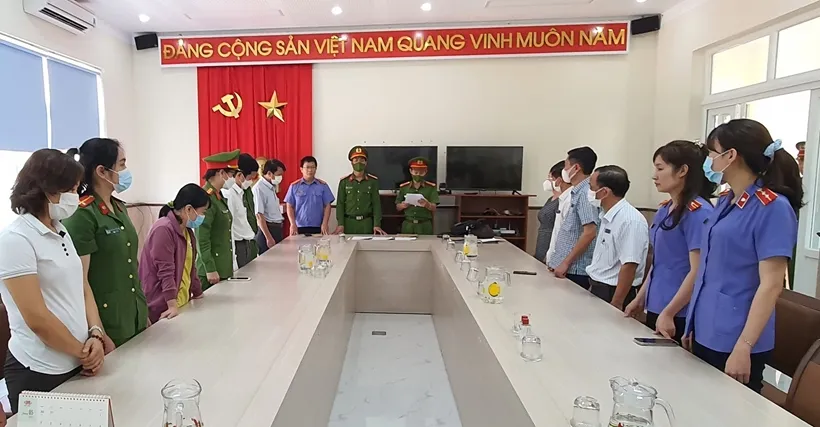 Khởi tố, bắt tạm giam Giám đốc CDC Đắk Lắk cùng 5 đồng phạm 