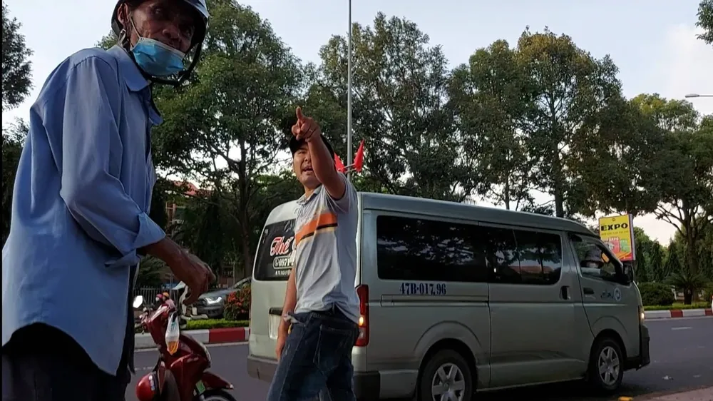 Đối tượng tấn công, đe dọa phóng viên Báo Giao Thông