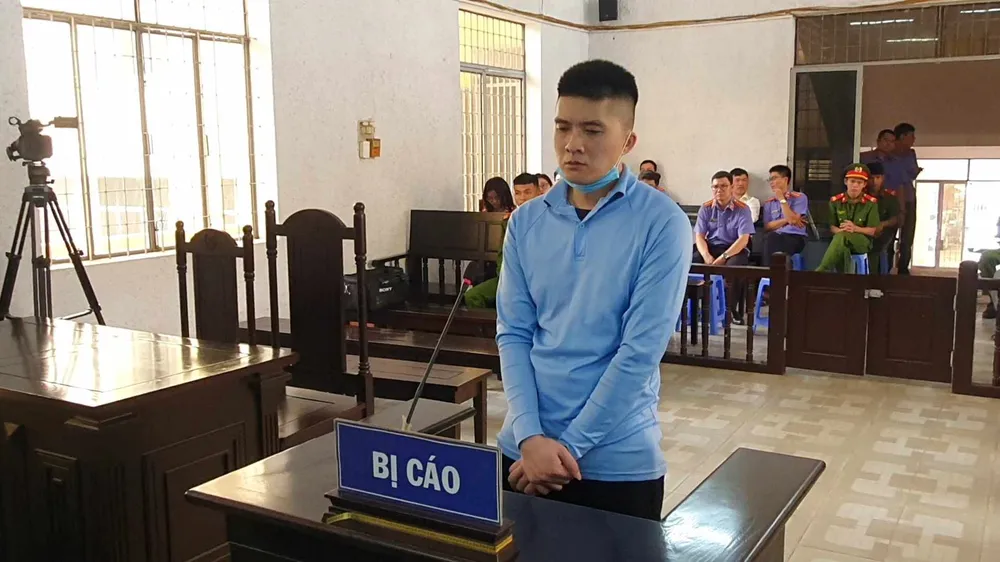18 năm tù cho đối tượng giết vợ hờ vì ghen tuông