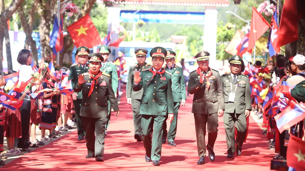 Giao lưu hữu nghị quốc phòng biên giới Việt Nam - Lào - Campuchia lần thứ nhất