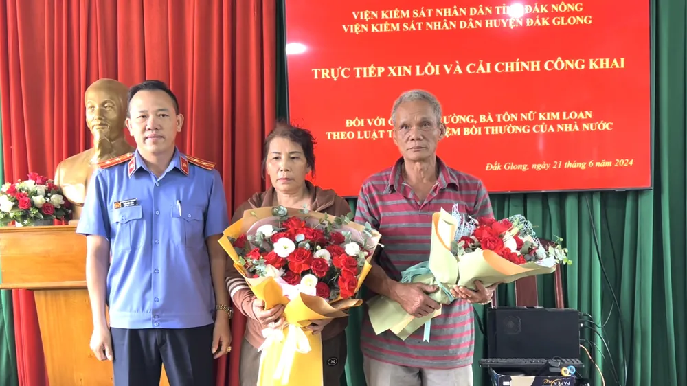 Viện KSND và công an xin lỗi công khai vì bắt oan 2 vợ chồng ở Đắk Nông