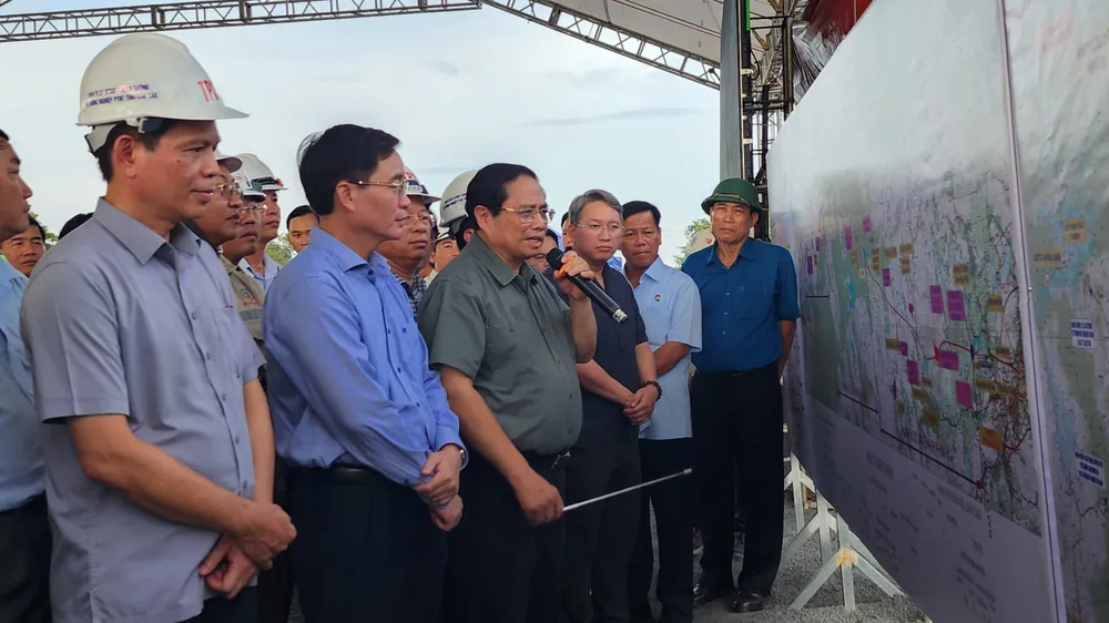 Thủ tướng Phạm Minh Chính thị sát cao tốc Khánh Hòa – Buôn Ma Thuột