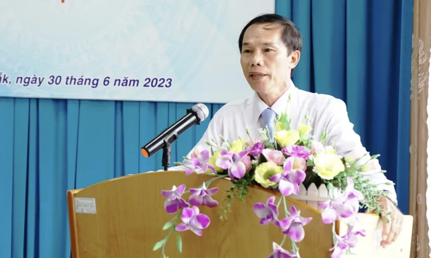 Tổng Biên tập Báo Đắk Lắk xin nghỉ hưu trước 3 năm 6 tháng