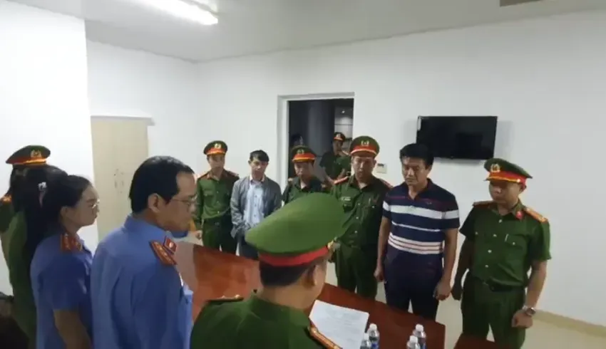 Khởi tố, bắt tạm giam 2 trưởng khoa Bệnh viện Đa khoa Vùng Tây Nguyên