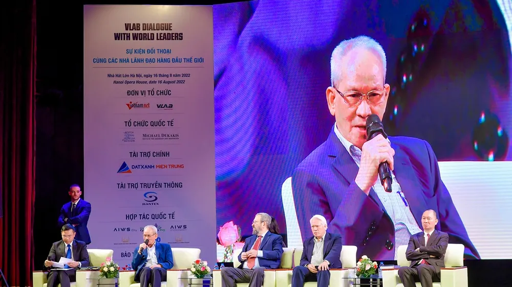 Đất Xanh Miền Trung đồng hành cùng sự kiện “Đối thoại với các nhà lãnh đạo hàng đầu thế giới”