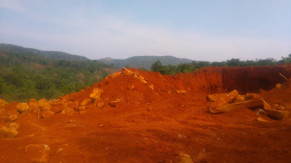 Phát hiện nhiều điểm khai thác đá trái phép ở Gia Lai