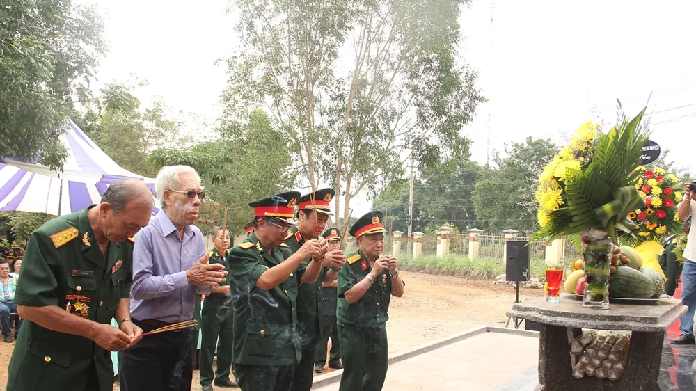 Khánh thành Bia tưởng niệm liệt sĩ Trung đoàn 174 hy sinh tại Đắk Tô - Tân Cảnh 