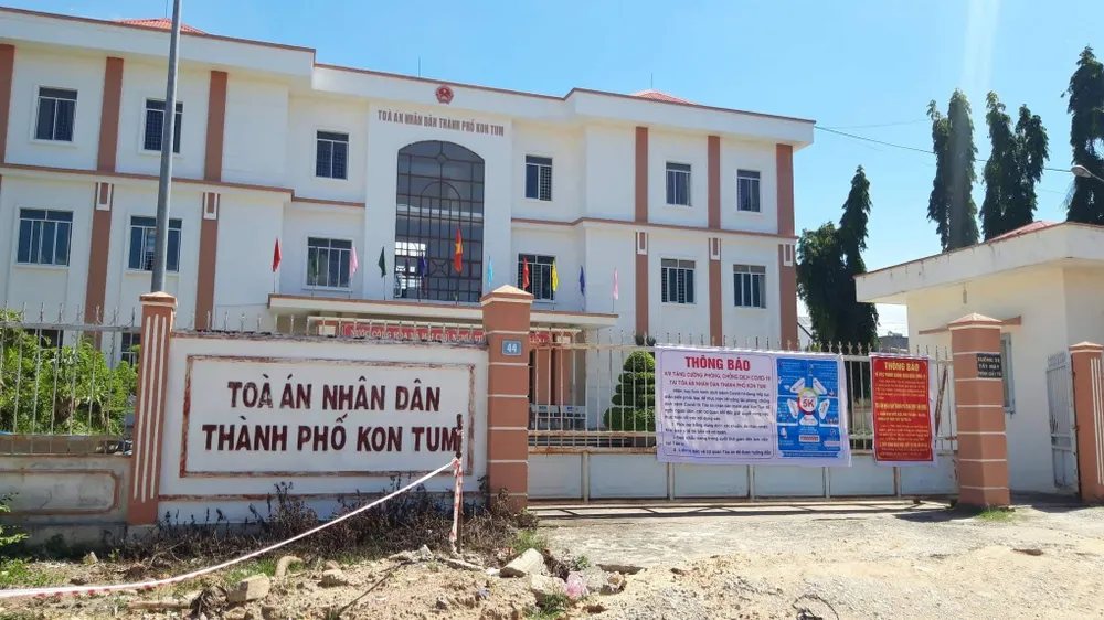 Buộc thôi việc thẩm phán nhận hối lộ ở Kon Tum