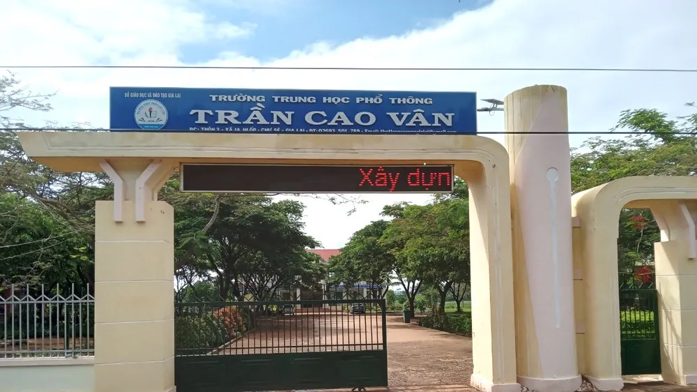 Chơi chứng khoán thua lỗ, thủ quỹ dàn cảnh mất trộm để chiếm đoạt tiền