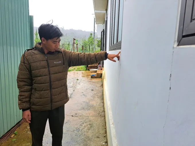 Công trình bảo vệ rừng tại xã Đăk Tăng, huyện Kon Plông bị nứt sau trận động đất ngày 28-7-2024