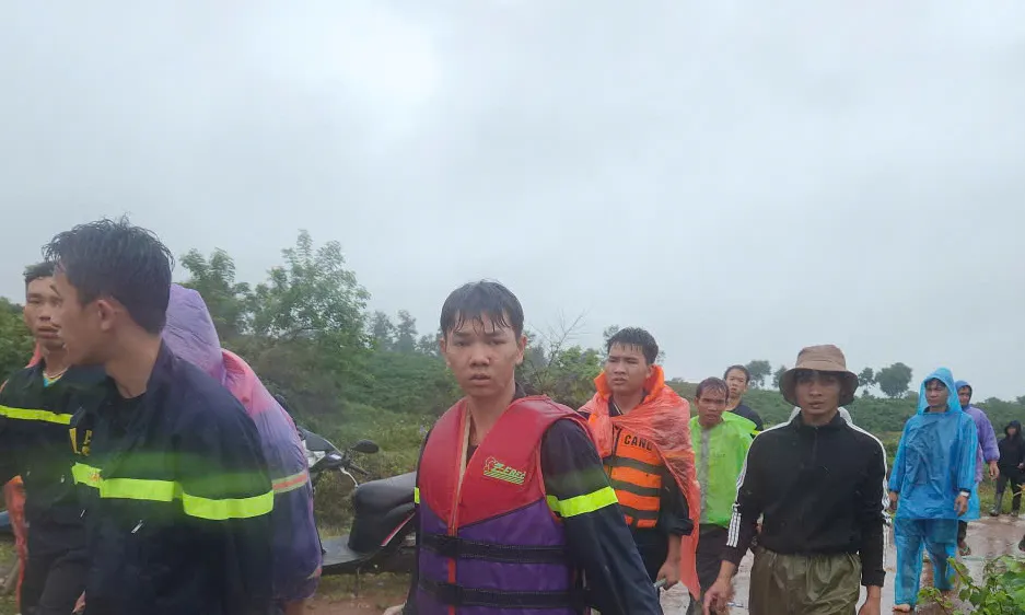 Gia Lai: 3 người trong một gia đình bị nước cuốn, 1 người tử vong