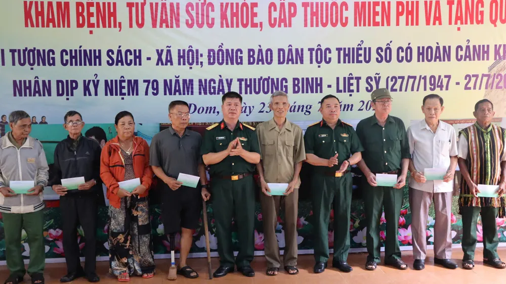 Gia Lai: Khám, cấp thuốc cho hơn 1.300 người dân khu vực biên giới 