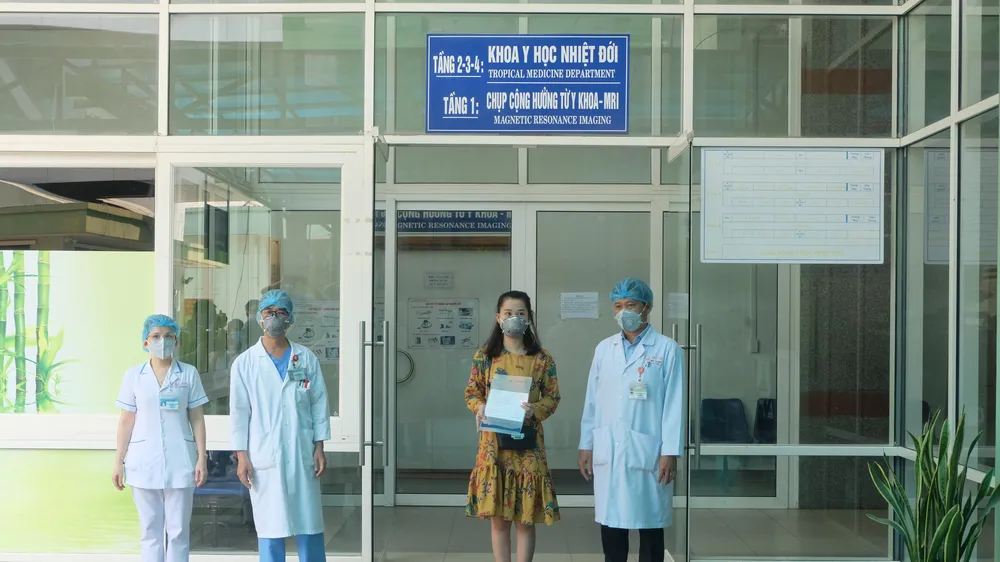 Bệnh nhân mắc Covid-19 quốc tịch Việt Nam được xuất viện 