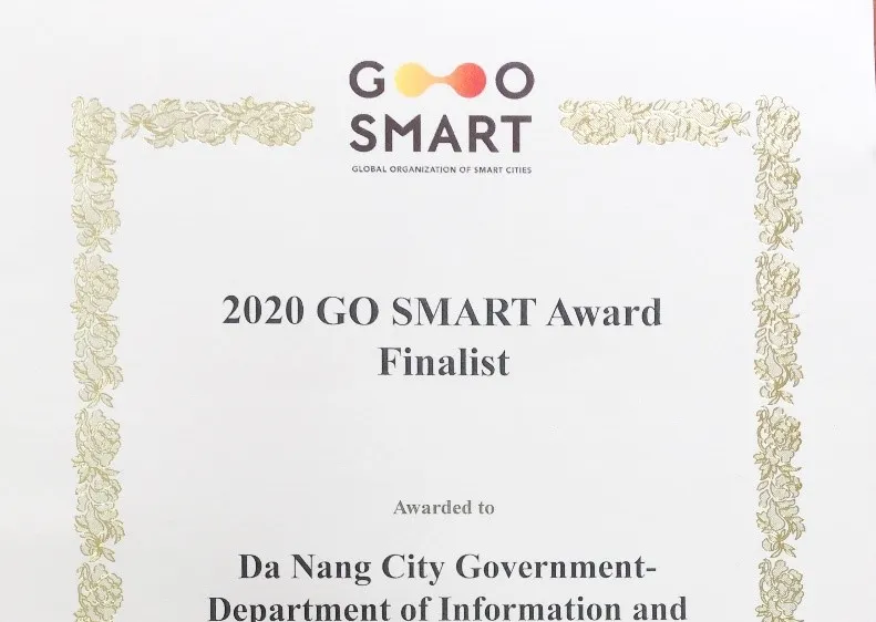 Giấy chứng nhận sản phẩm Chatbot dịch vụ công của Sở TT&TT TP Đà Nẵng lọt vào vòng chung kết GO SMART Award năm 2020