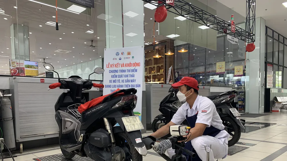 Đo kiểm khí thải xe máy cũ miễn phí cho người dân