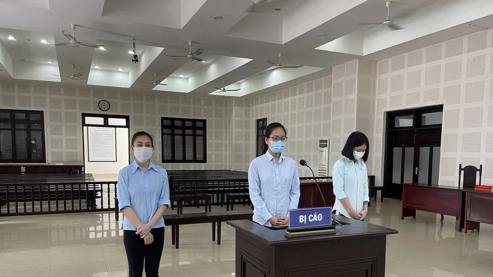 Các bị cáo tại phiên tòa