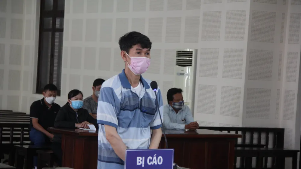 Bị cáo Lê Xuân Diện trước toà