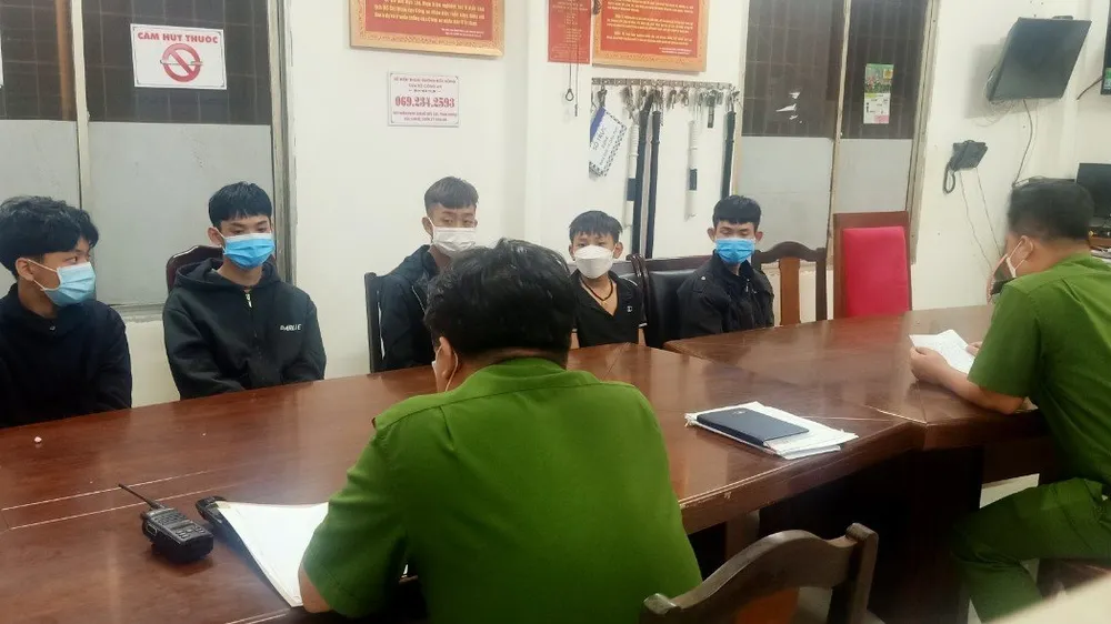 Các đối tượng tại cơ quan chức năng