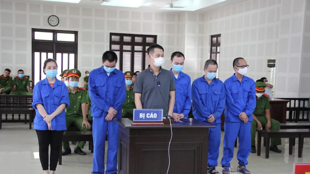 Các bị cáo tại phiên tòa