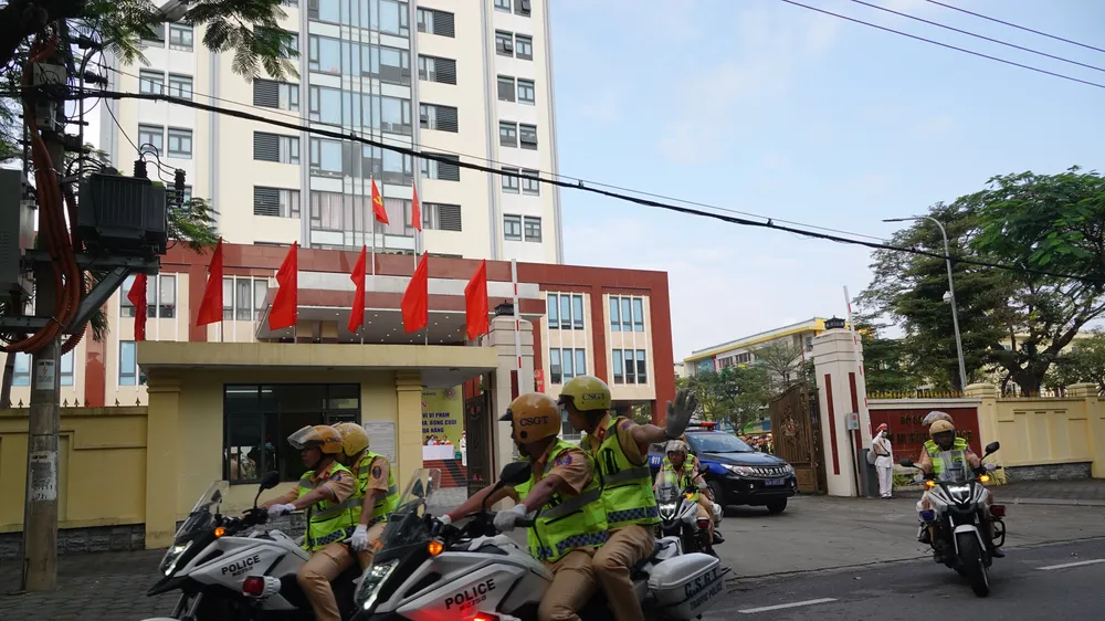 Lực lượng chức năng ra quân tuần tra, xử lý các hành vi vi phạm pháp luật 