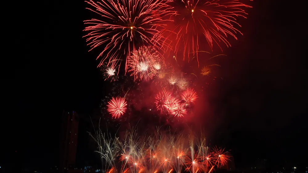 Màn trình diễn của đội pháo hoa Howard & Sons Pyrotechnics đến từ Australia. Ảnh: XUÂN QUỲNH