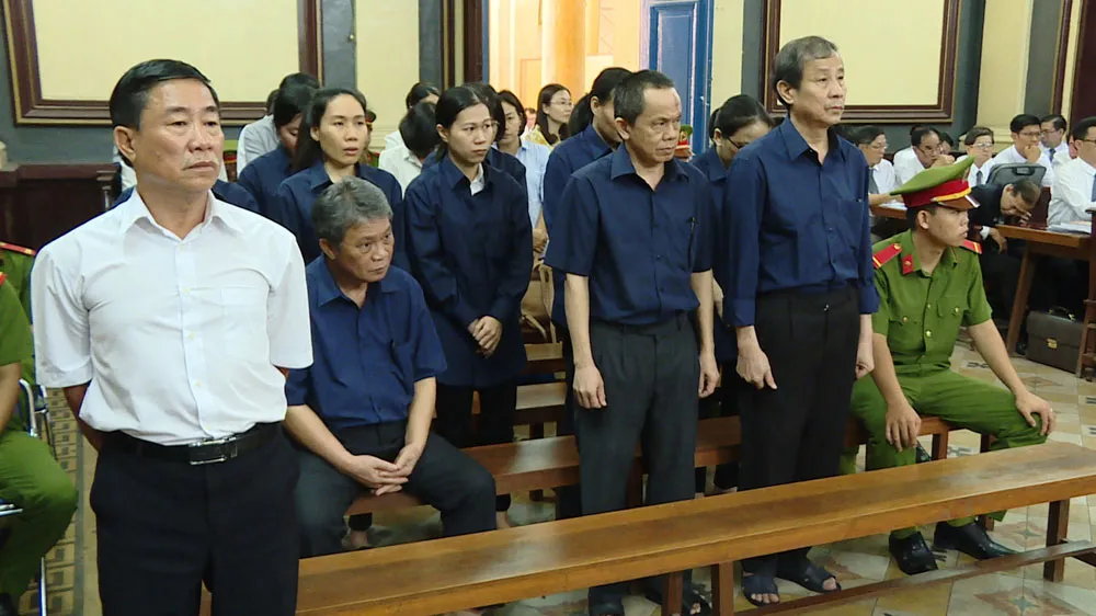 Áp lực trong thi hành án dân sự, hành chính