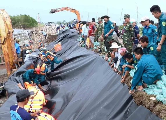 Cấp thiết bảo vệ đê biển Tây