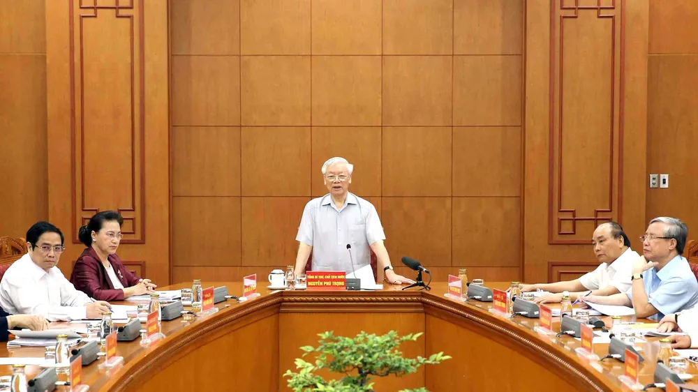 Tổng Bí thư, Chủ tịch nước Nguyễn Phú Trọng, Trưởng Tiểu ban Văn kiện Đại hội XIII của Đảng, phát biểu chỉ đạo cuộc họp của Tiểu ban Văn kiện Đại hội XIII của Đảng ngày 6-9