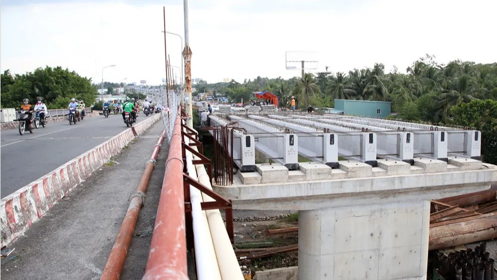 ĐBSCL: Chuẩn bị đưa vào sử dụng cầu Tân An, cầu Quang Trung