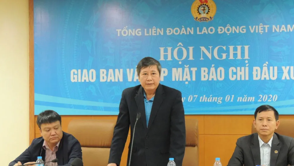 Sớm công bố kế hoạch nghỉ tết, tiền thưởng