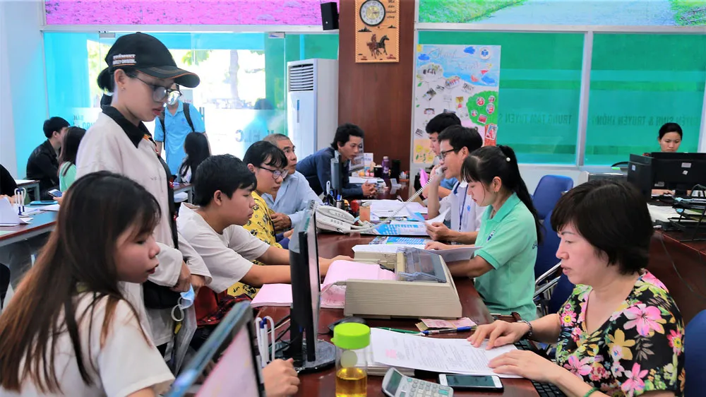 Chạy đua điều chỉnh đề án tuyển sinh 