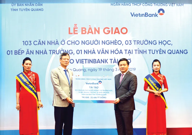 Không chỉ hoàn thành xuất sắc nhiệm vụ chính trị và công tác xây dựng Đảng, VietinBank còn tiên phong trong việc thực hiện có hiệu quả công tác an sinh xã hội