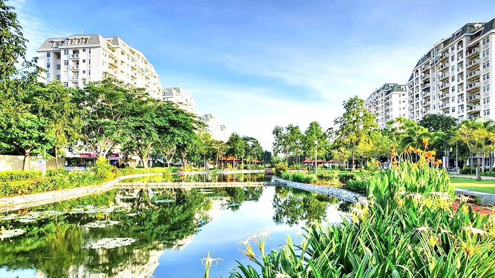 Phát triển mảng xanh trong một dự án tại TPHCM. Ảnh: HUY PHAN