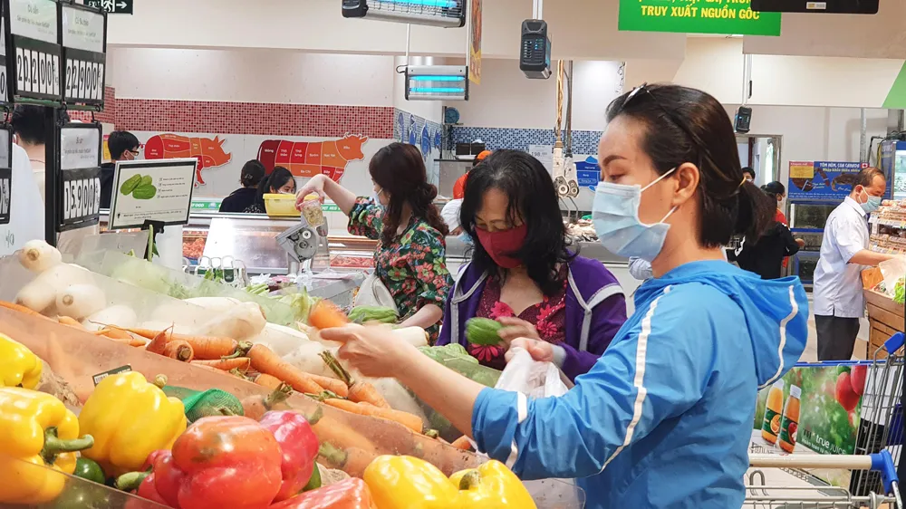  Hàng bình ổn giá bán tại các kênh siêu thị