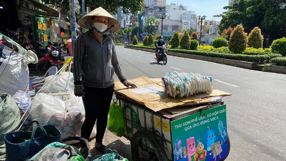Đổi rác lấy quà