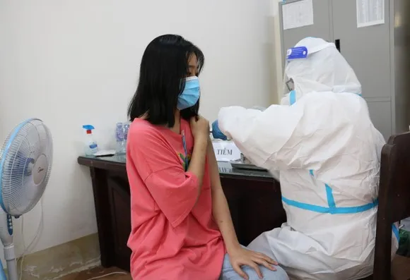 ĐBSCL: Tỷ lệ tiêm vaccine mũi 3 và 4 còn thấp