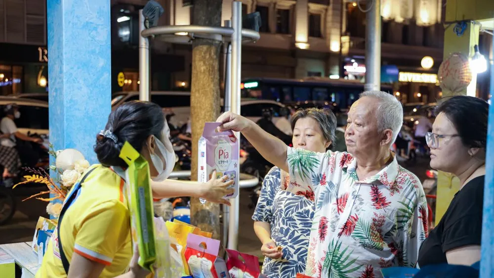 Thực khách tham quan Không gian văn hóa ẩm thực Sài Gòn - Thành phố Hồ Chí Minh xưa và nay