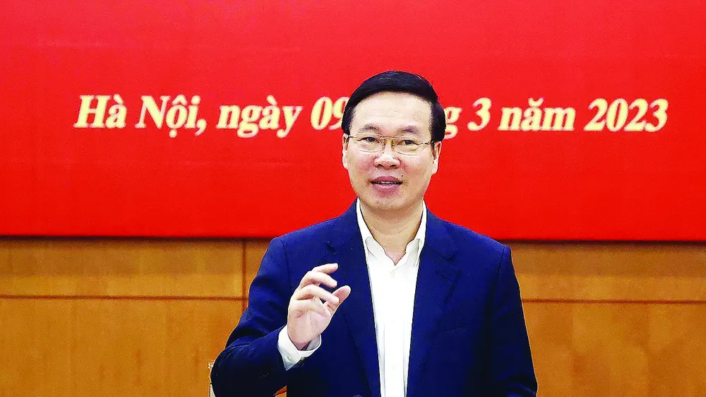 Chủ tịch nước Võ Văn Thưởng phát biểu tại Phiên họp lần thứ 2 Ban Chỉ đạo Trung ương tổng kết 20 năm thực hiện Nghị quyết số 23 của Ban Chấp hành Trung ương khóa IX về “Phát huy sức mạnh đại đoàn kết toàn dân tộc vì dân giàu, nước mạnh, xã hội công bằng, dân chủ, văn minh”. Ảnh: TTXVN