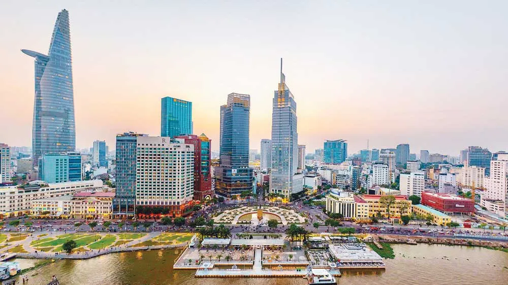 TPHCM ngày càng phát triển hiện đại. Ảnh: HOÀNG HÙNG