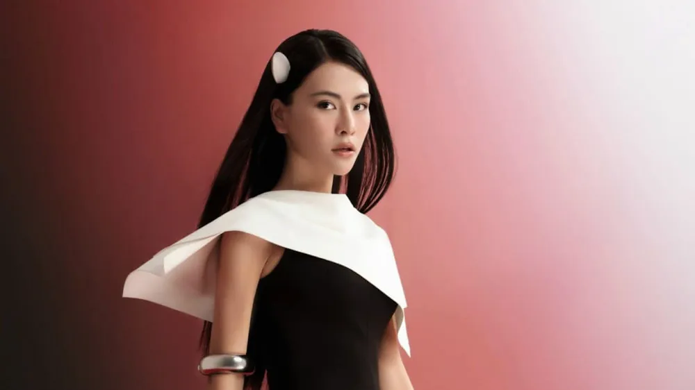Hà Nhi tung MV đậm màu sắc điện ảnh