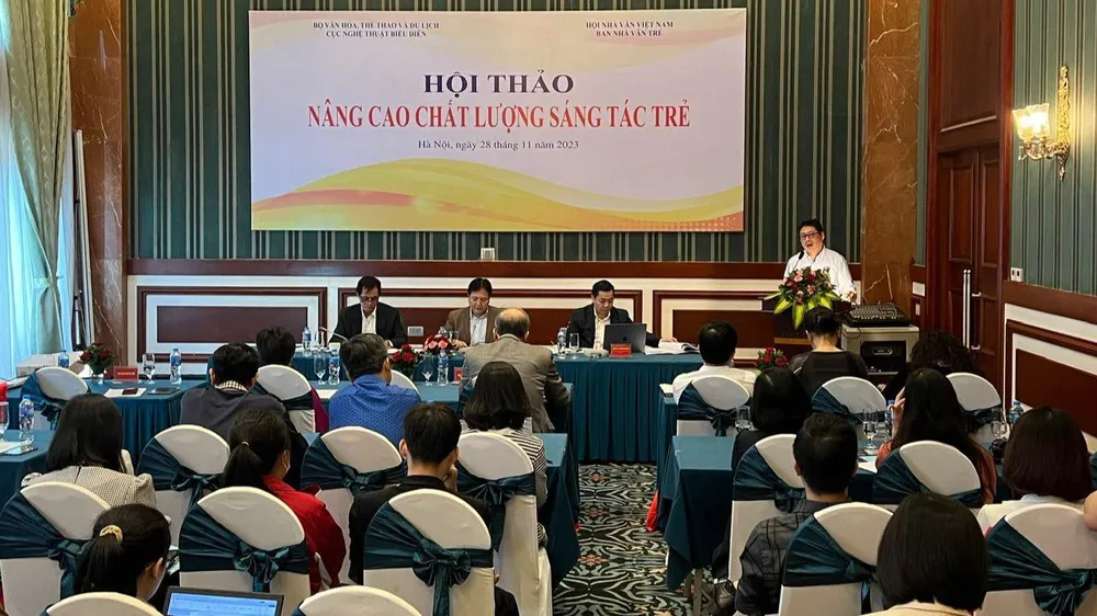 Hội thảo "Nâng cao sáng tác văn học trẻ"