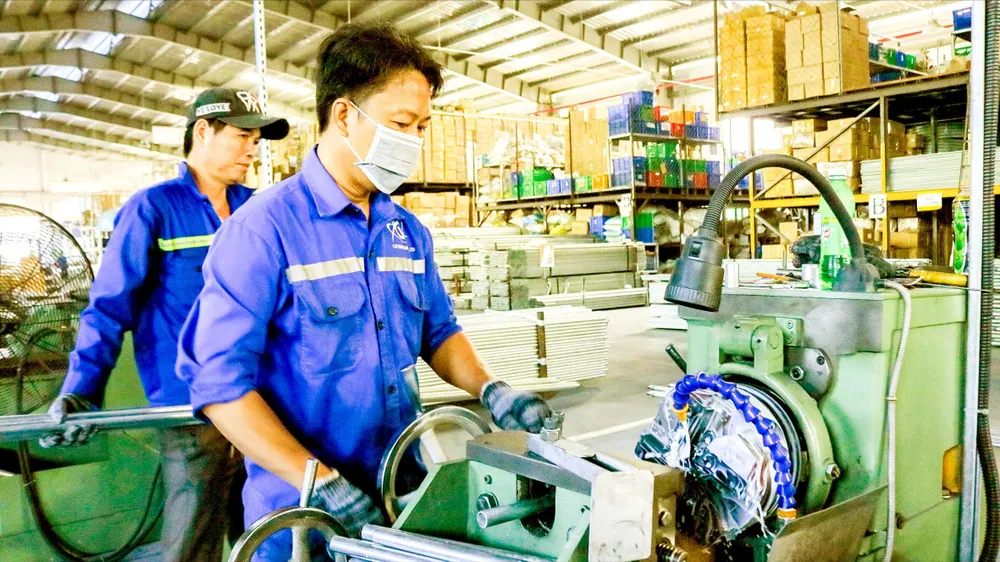 Nhộn nhịp thị trường lao động cuối năm